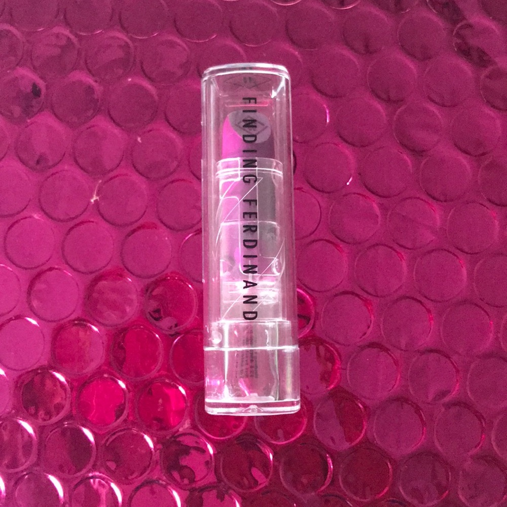 FINDING FERNADAND MINI LIP STICK (flaming fuchsia)